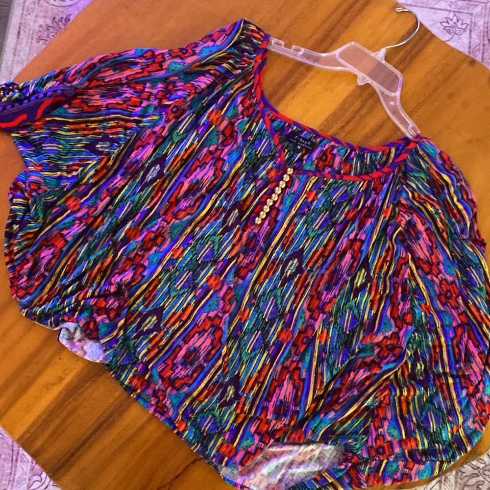 SALE😊😊 BNWOT T-bags LA Colorful M Flying  blouse